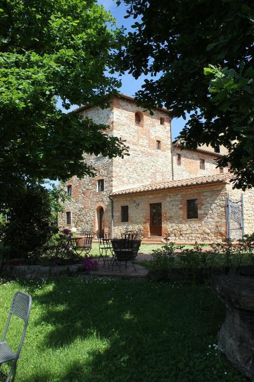 Santomato Borgo Antico Casalbosco Holiday Home & Winery المظهر الخارجي الصورة